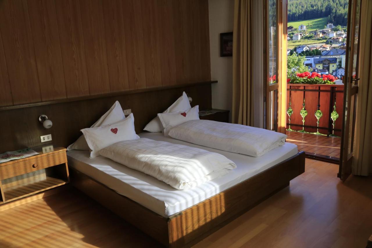 Garni Panoramik Hotel Ortisei Eksteriør billede