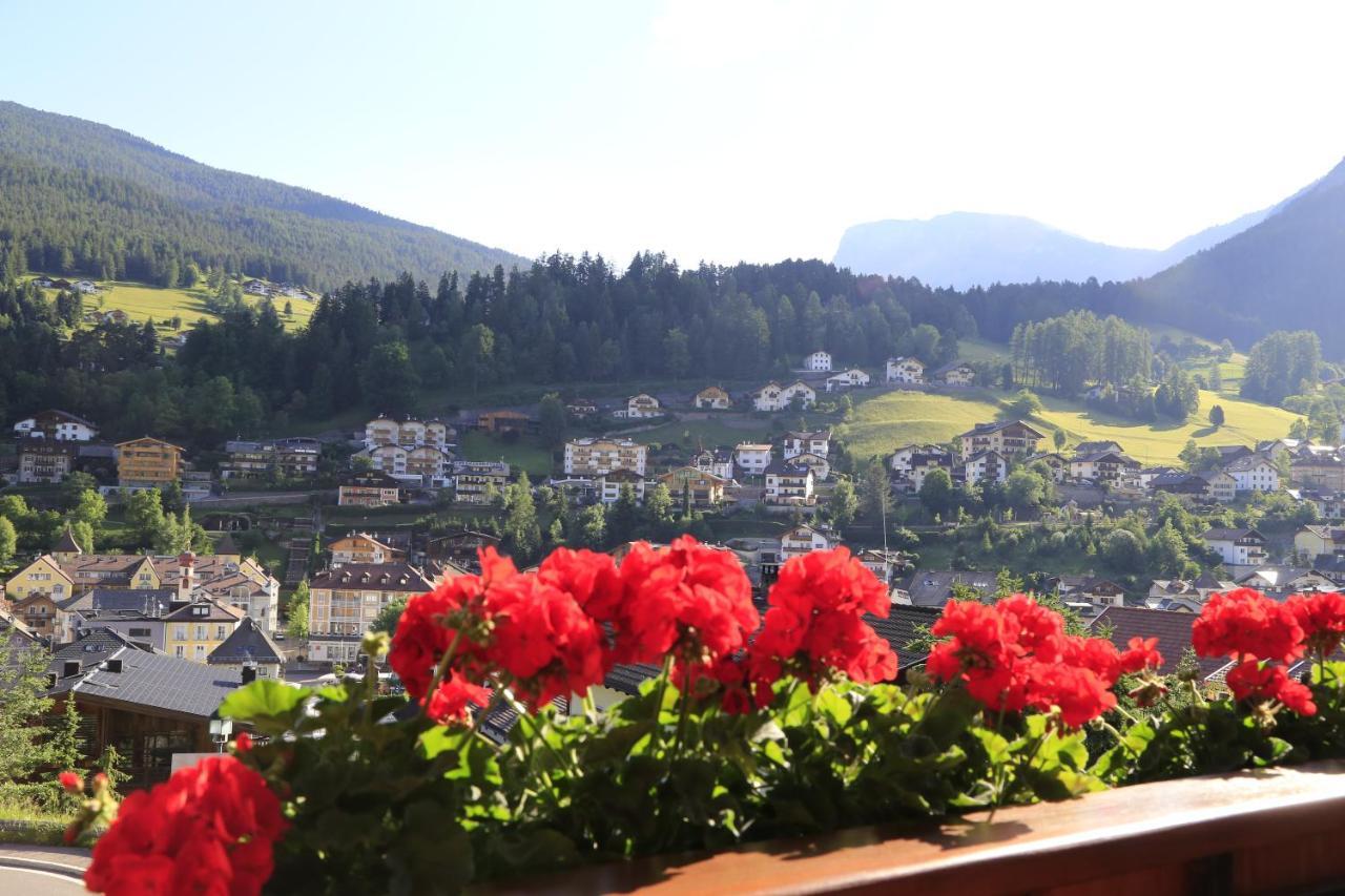 Garni Panoramik Hotel Ortisei Eksteriør billede