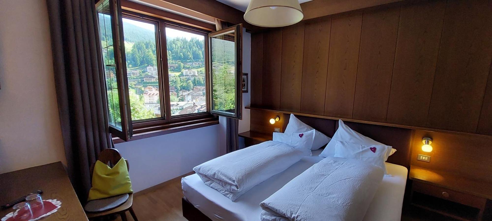 Garni Panoramik Hotel Ortisei Eksteriør billede