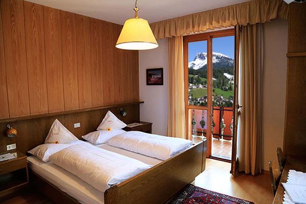 Garni Panoramik Hotel Ortisei Eksteriør billede